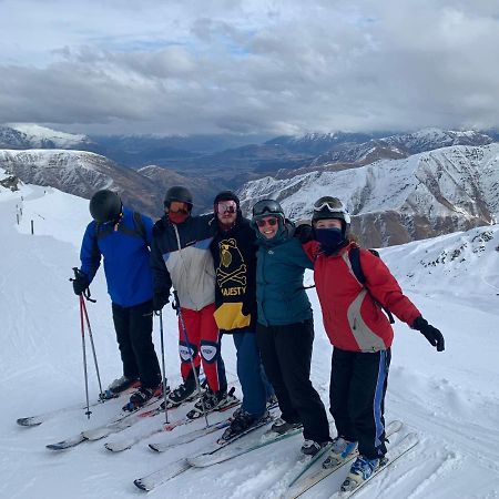 Wanaka Backpackers Bothy Hostel Buitenkant foto