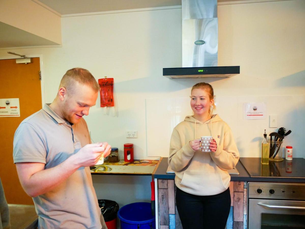 Wanaka Backpackers Bothy Hostel Buitenkant foto